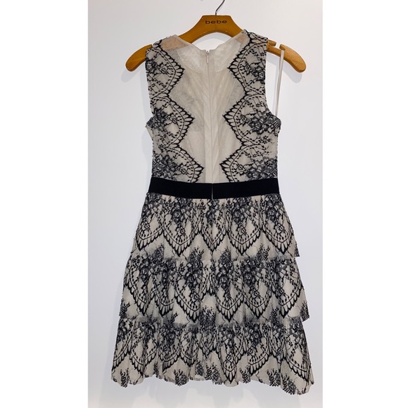 BCBG black and white tiered lace dress size 2 - Picture 2 of 7